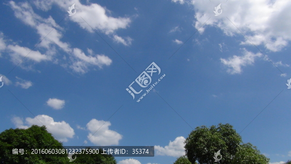 藍(lán)天白云