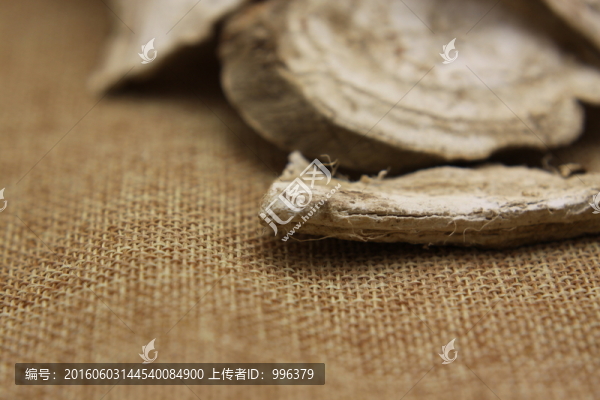 云南中草藥葛根片