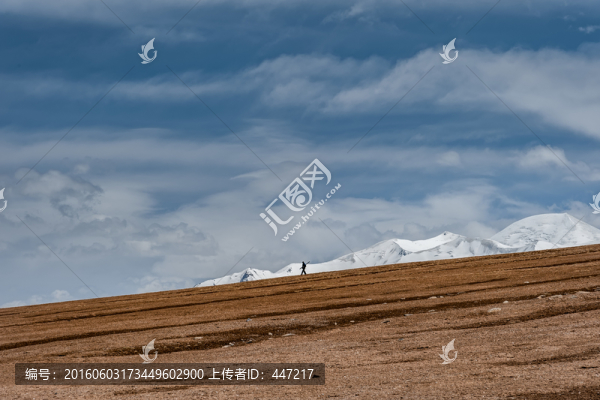 青海格爾木昆侖山
