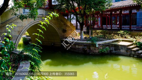 龍?zhí)端l(xiāng)