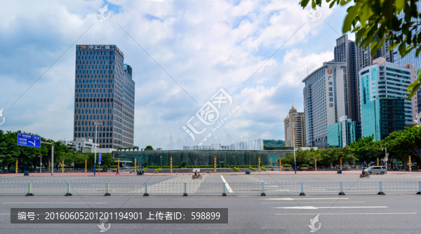 廣州東站廣場