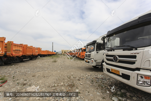 卡車