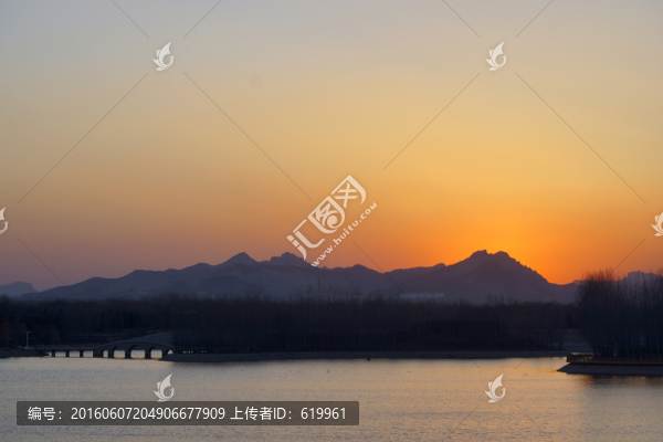 暮色黃昏