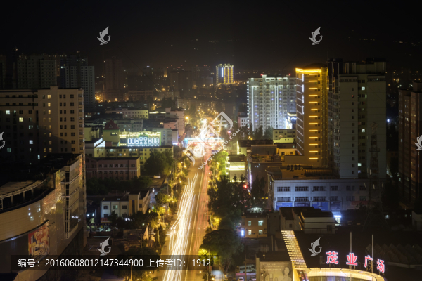 伊寧市夜景