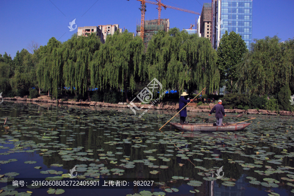 打撈垃圾