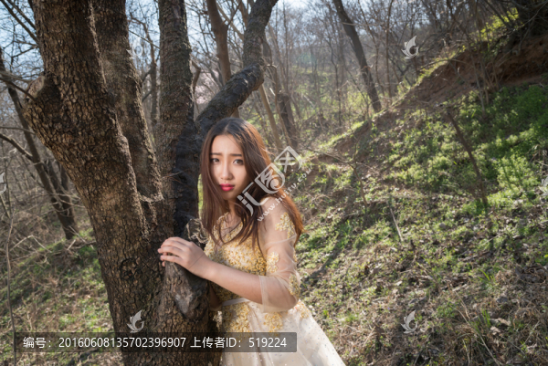 美女人像