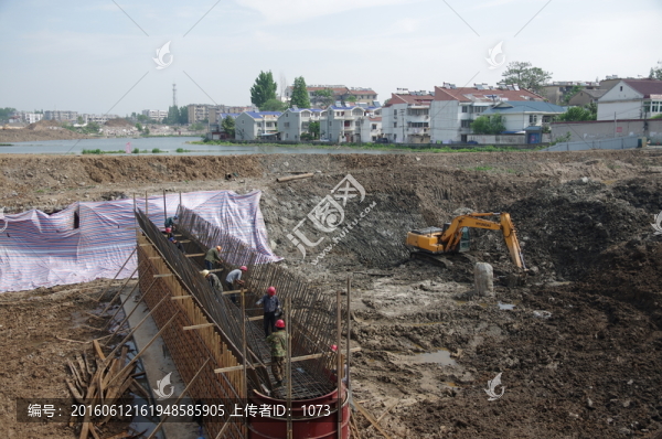 橋梁建設(shè)工地