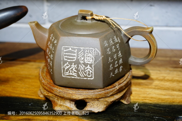 六邊陶瓷茶具