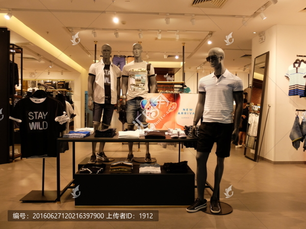 男裝