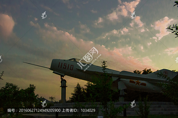 飛機(jī)天空