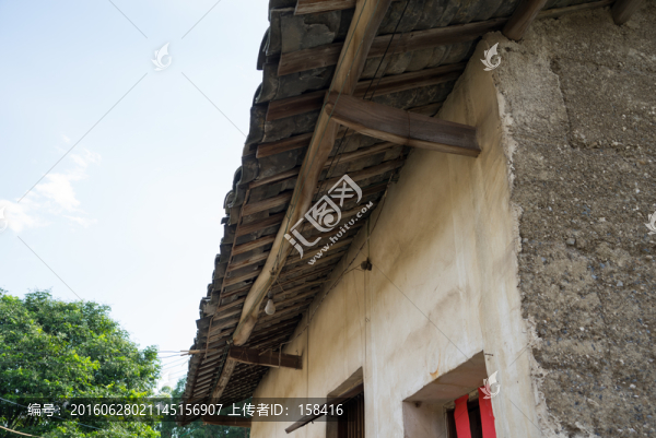 農(nóng)村房子屋檐