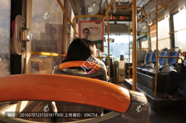 公交車車廂