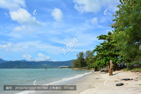 黑沙灘