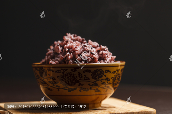 黑米飯