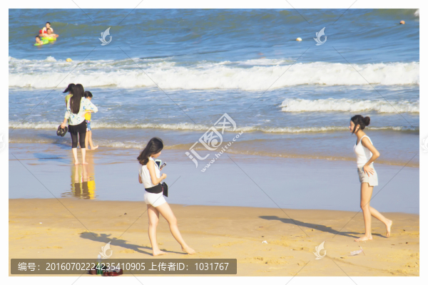 海邊的美女