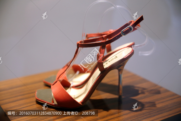 女士涼鞋
