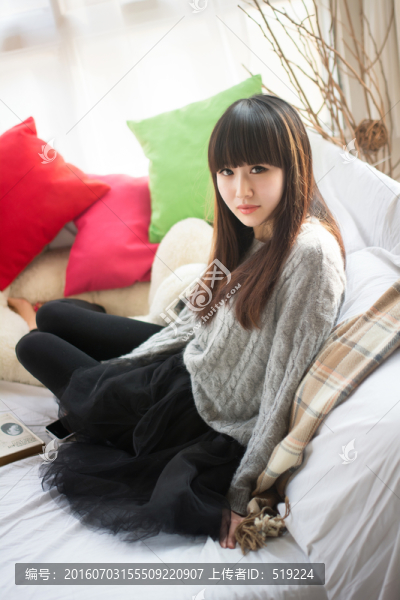 室內(nèi)小清新女孩