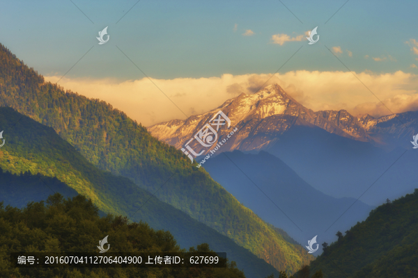 日出金山