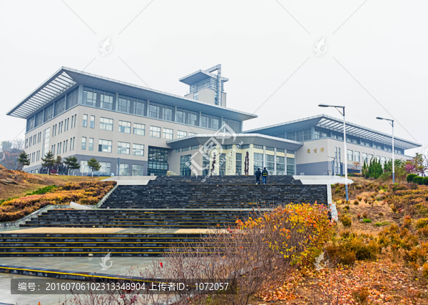 大連民族大學(xué)圖書館