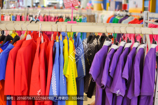 兒童衣服超市