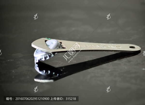 啟瓶器,啤酒蓋