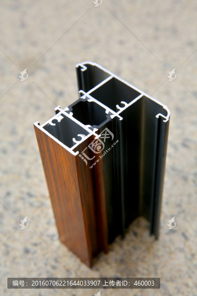 門窗仿木紋鋁型材