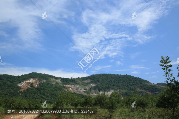 青山綠水,藍天白云