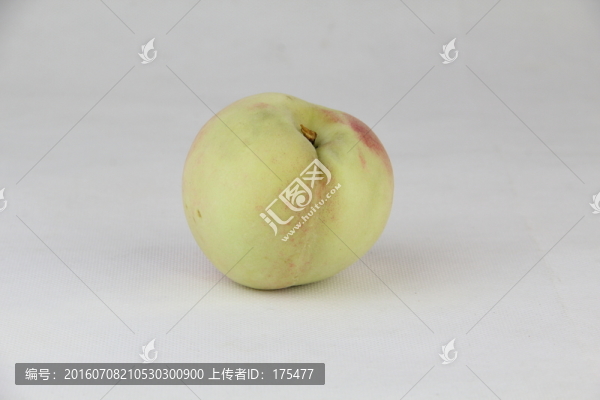 一個桃子