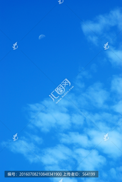 藍(lán)天白云（白云追月）