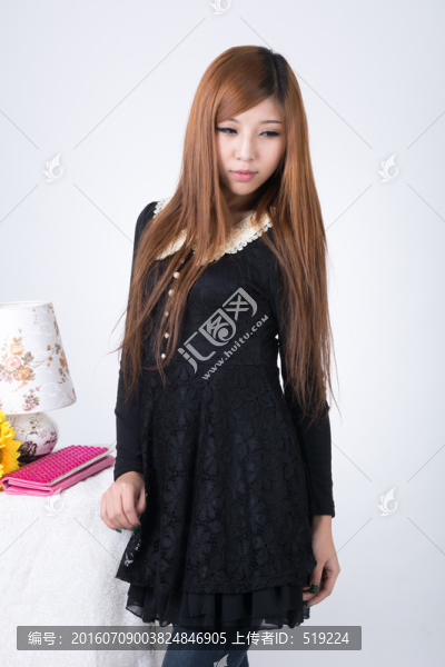 棚拍美女模特