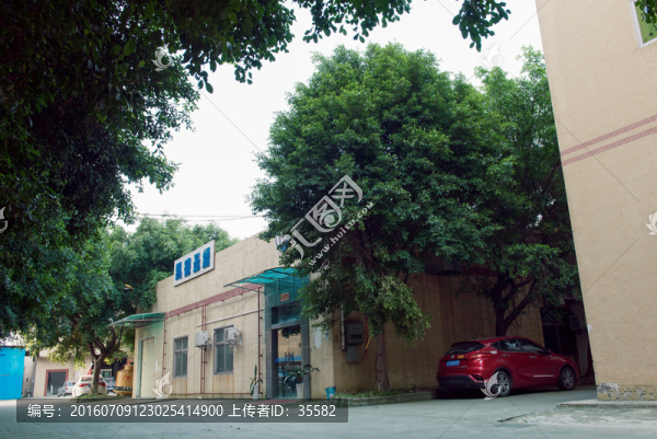 工業(yè)廠房