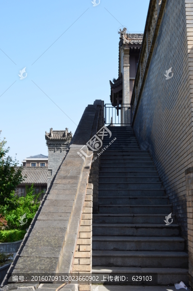 臺(tái)階