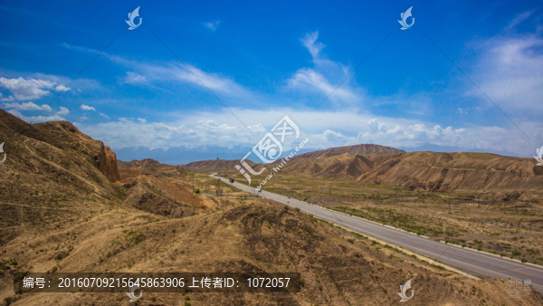 甘肅嘉峪關(guān)雪山美景