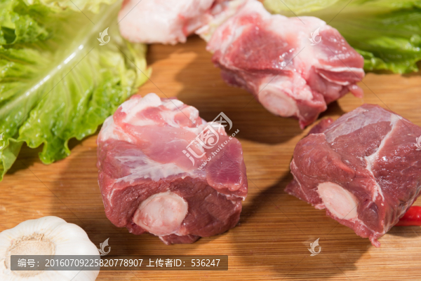 棒骨肉,有機(jī)豬肉