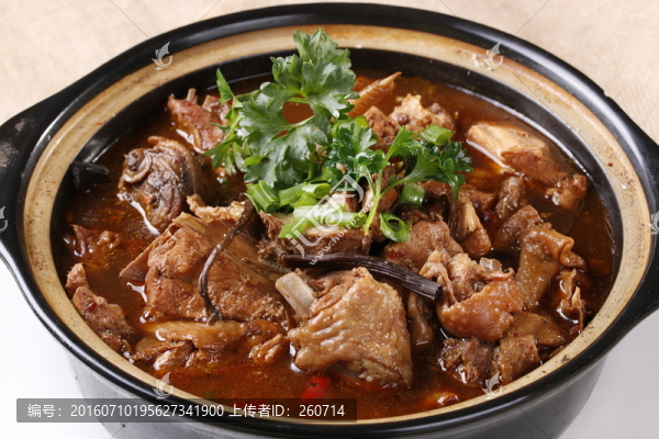 茶樹(shù)菇燉老鴨