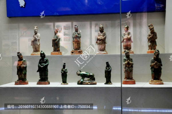 人物雕塑展示