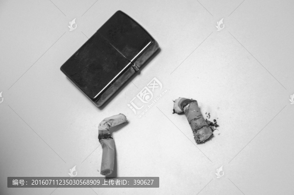 打火機(jī)和香煙頭