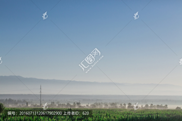 遠(yuǎn)山