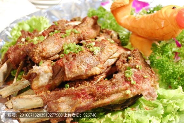香酥羊排