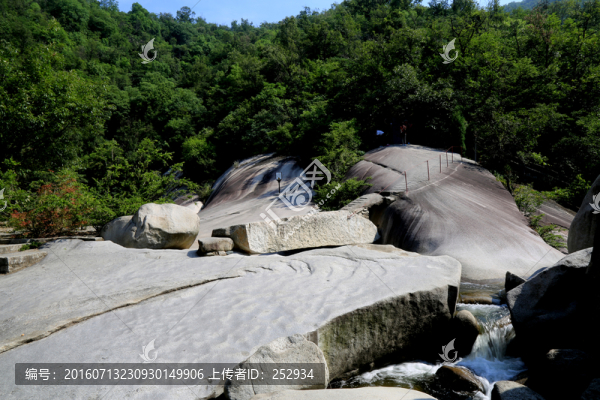 原生態(tài)環(huán)境
