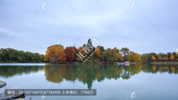 北京大學(xué)校園風(fēng)光未名湖秋天秋色