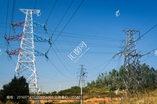 電線塔
