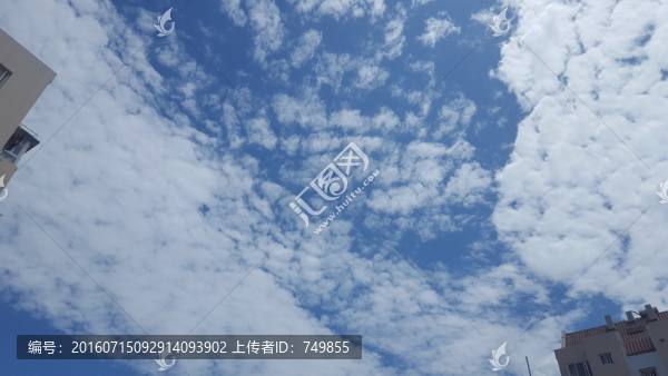 藍(lán)天白云