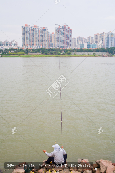 釣魚