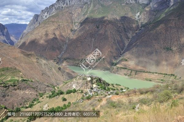 麗江,石頭城