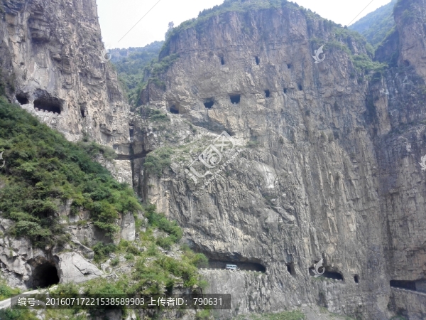 錫崖溝掛壁公路
