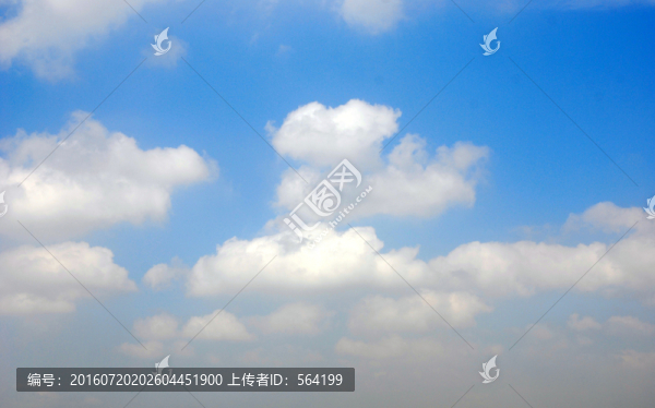 藍(lán)天白云