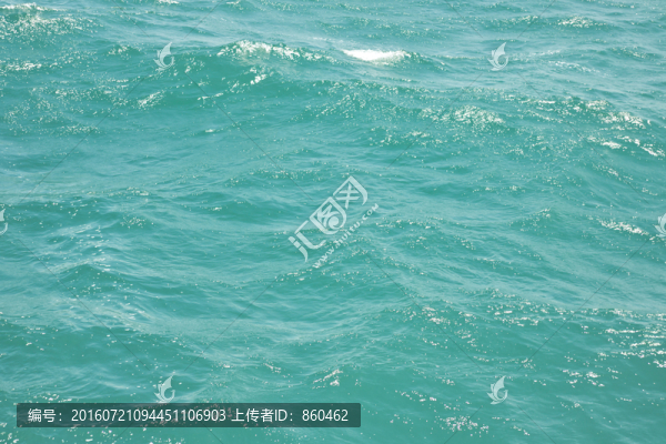 水波蕩漾