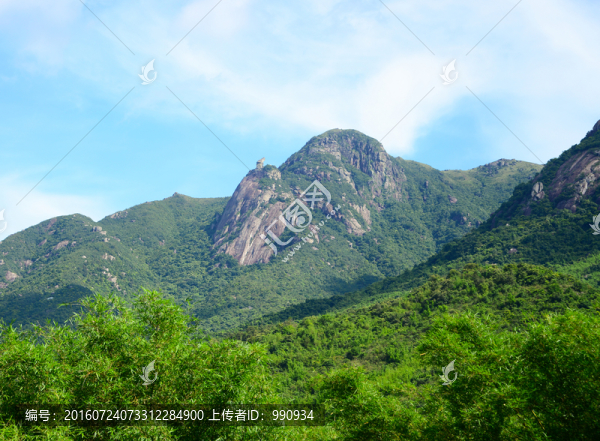陽西,望夫山