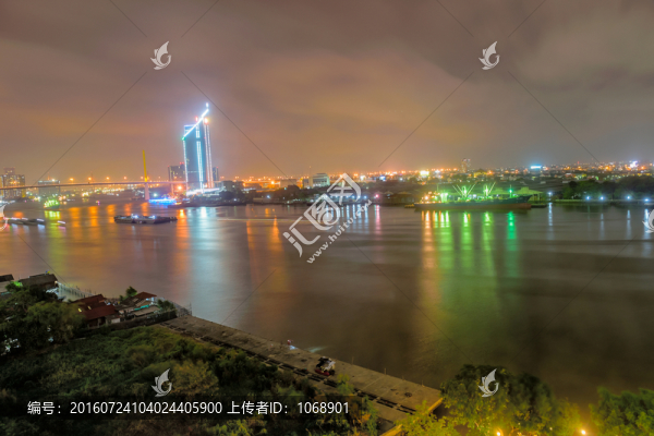 湄南河夜景